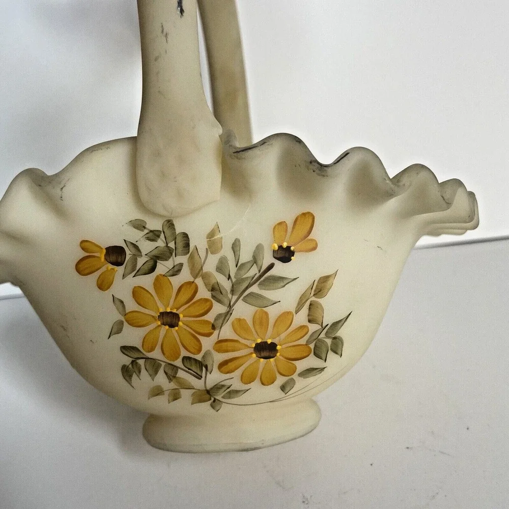 VTG Fenton Cream Satin Custard Glass Basket Hand Painted Sunflowers By Kay‎ C